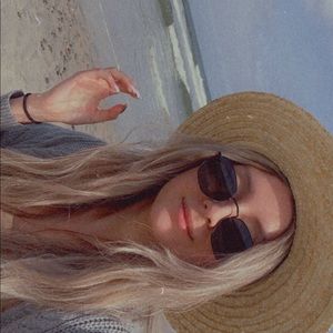 Meet your Posher, Lissette